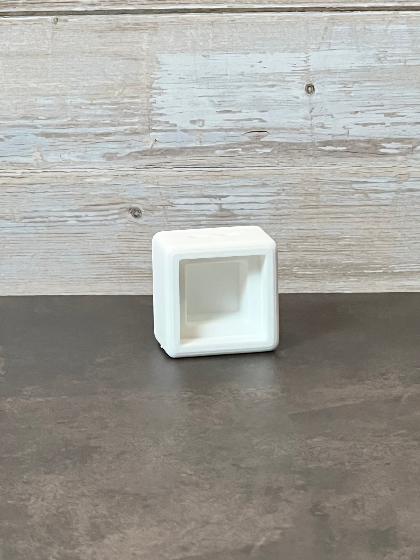 White Fidgets