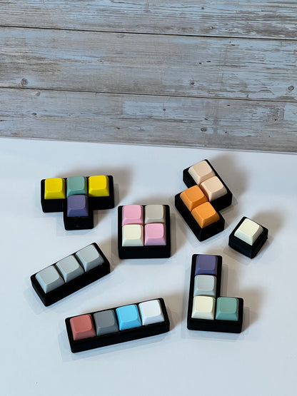 Black Fidgets